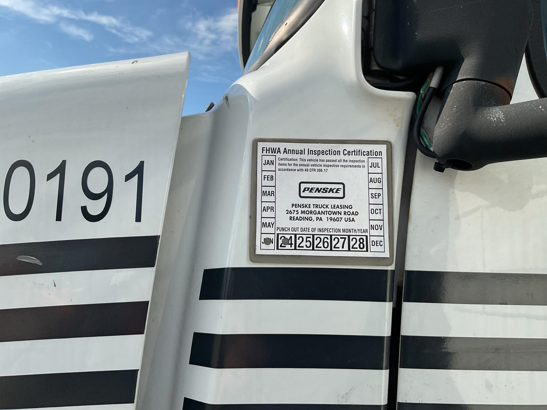2018 Volvo VNL