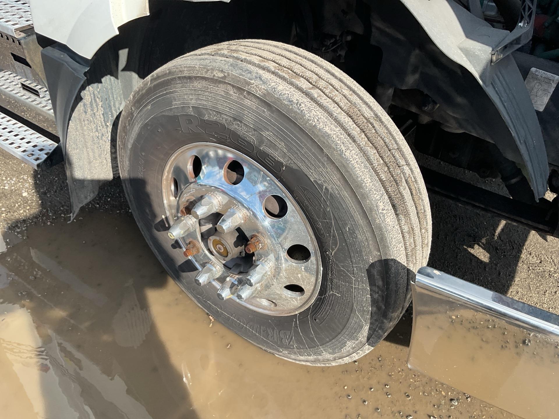 2018 Volvo VNL