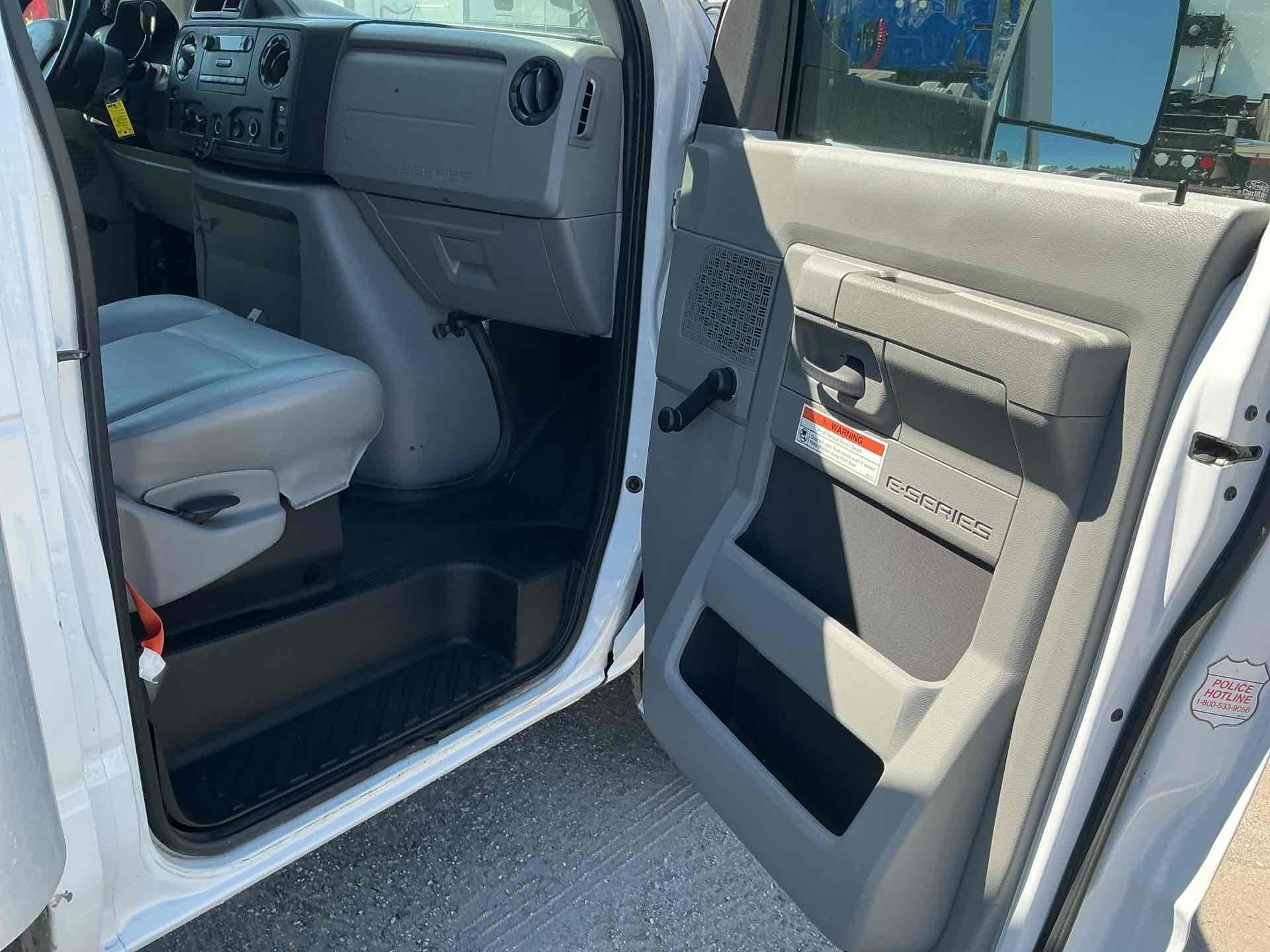 2014 Ford ECONOLINE