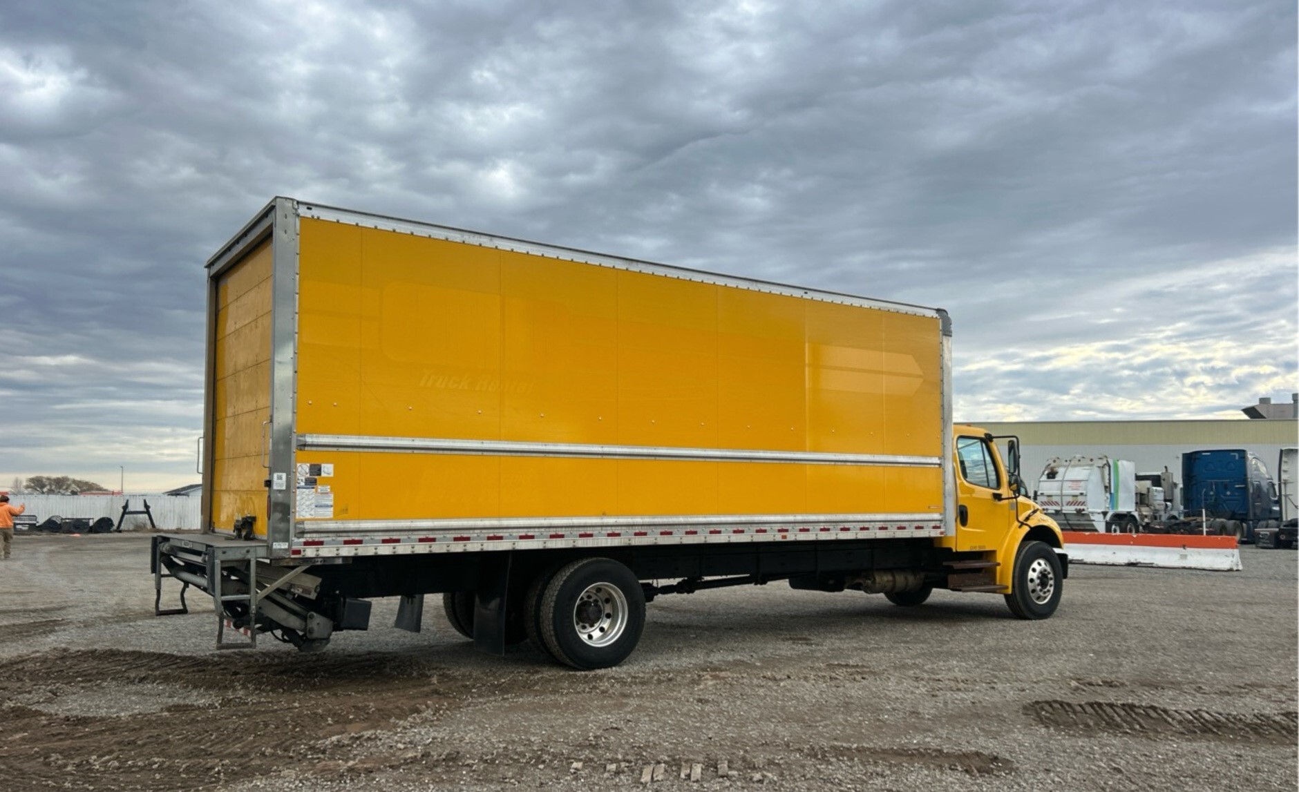 2019 Freightliner Business Class M2 106