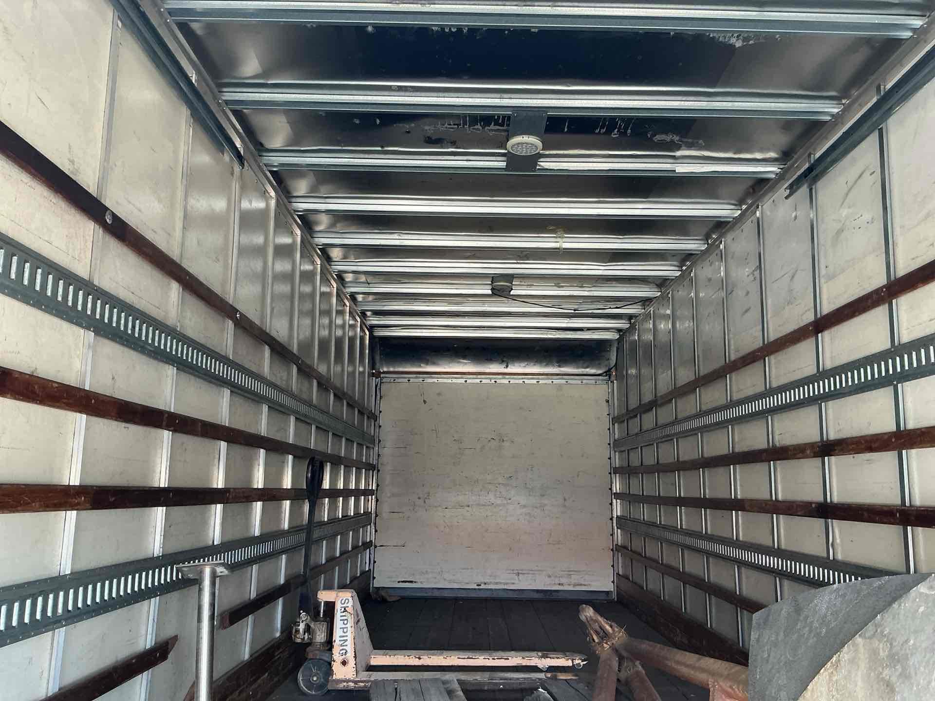 2018 Freightliner Business Class M2 106