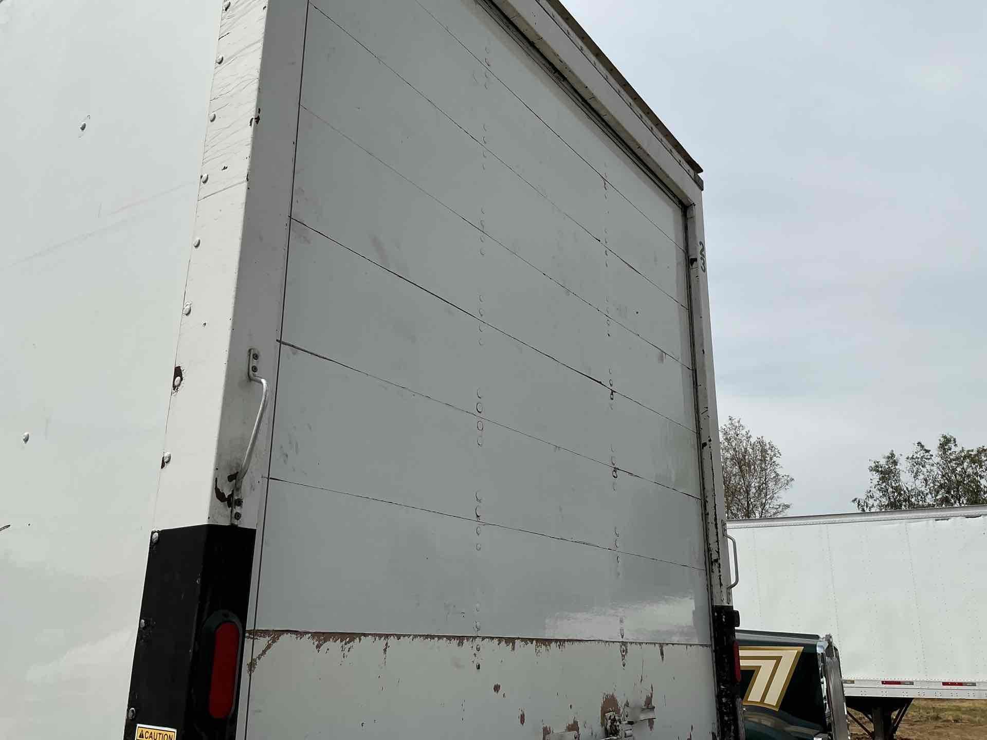 2018 Freightliner Business Class M2 106