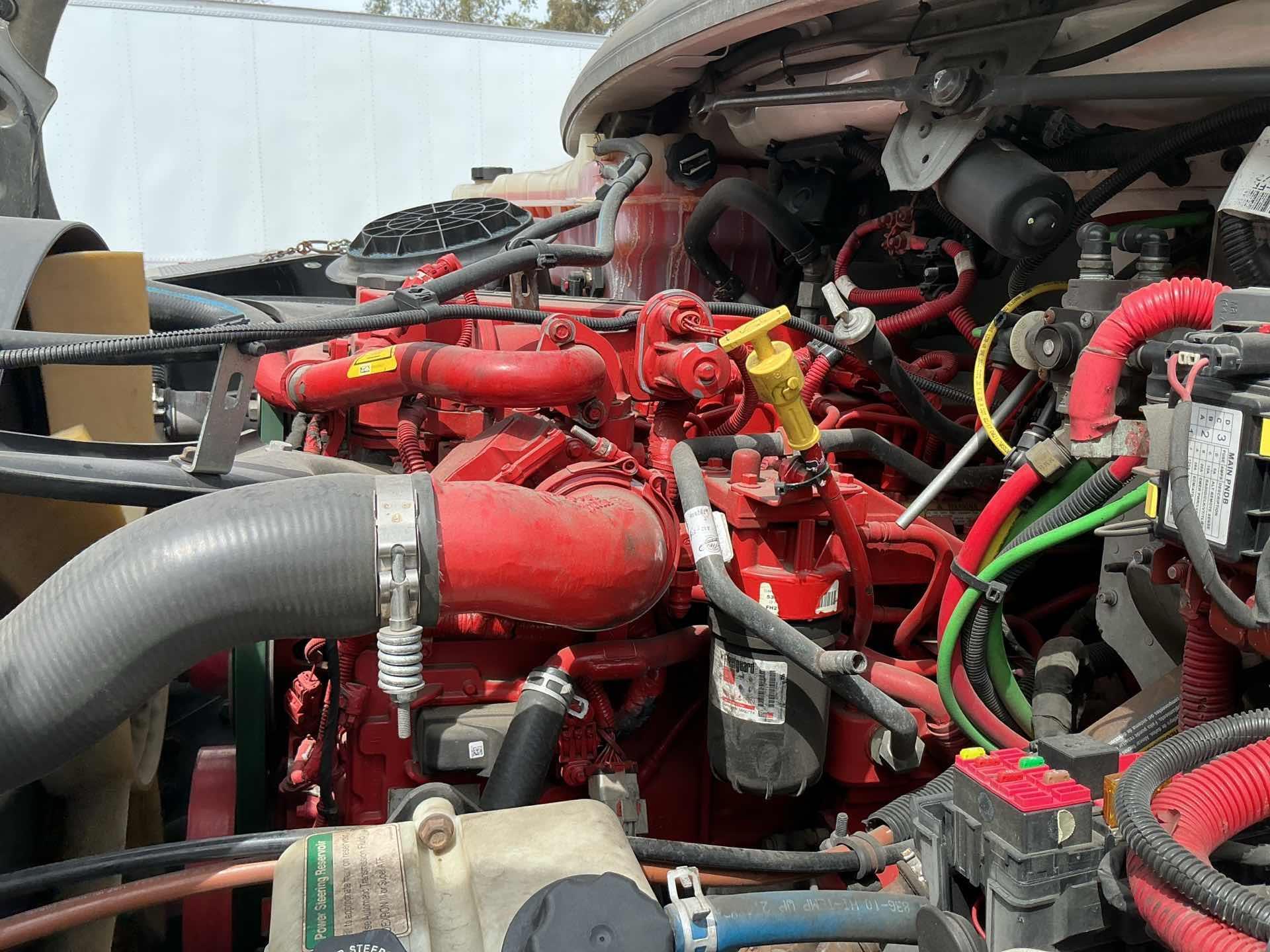 2018 Freightliner Business Class M2 106