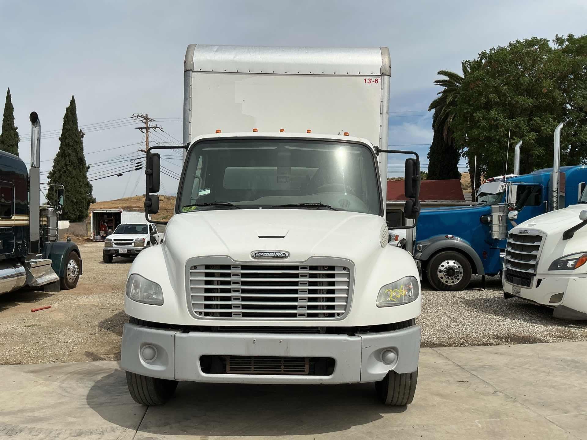 2018 Freightliner Business Class M2 106