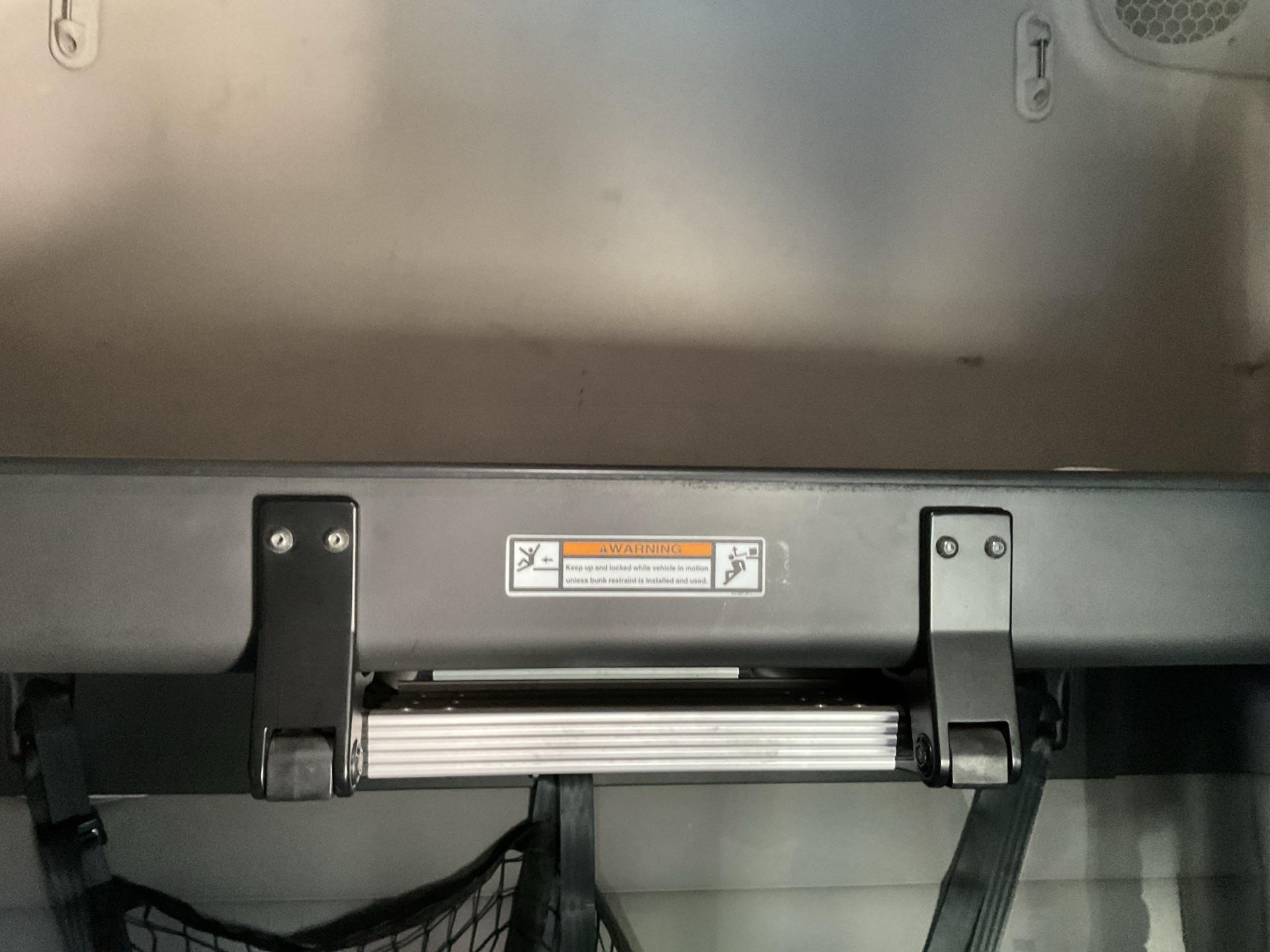 2020 Freightliner CASCADIA 126