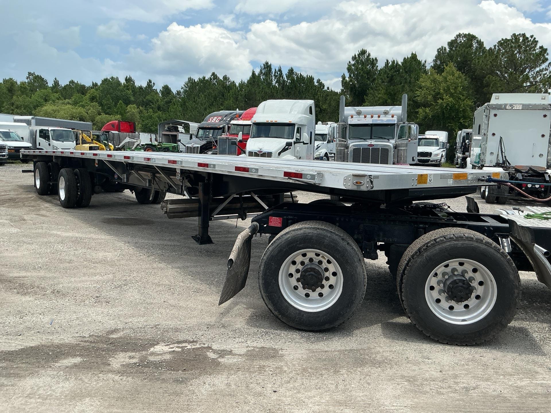 2024 Utility FLAT BED