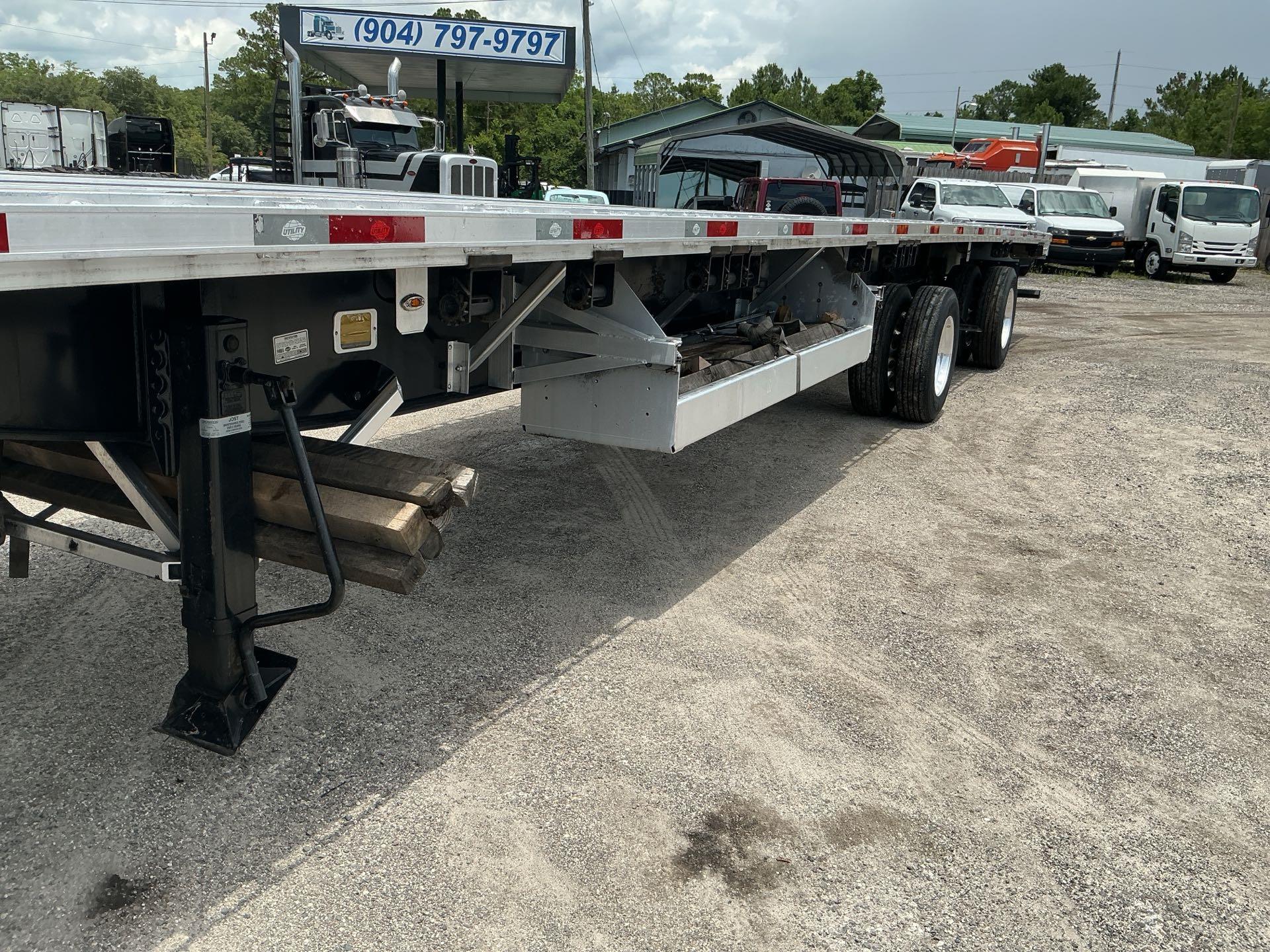 2024 Utility FLAT BED