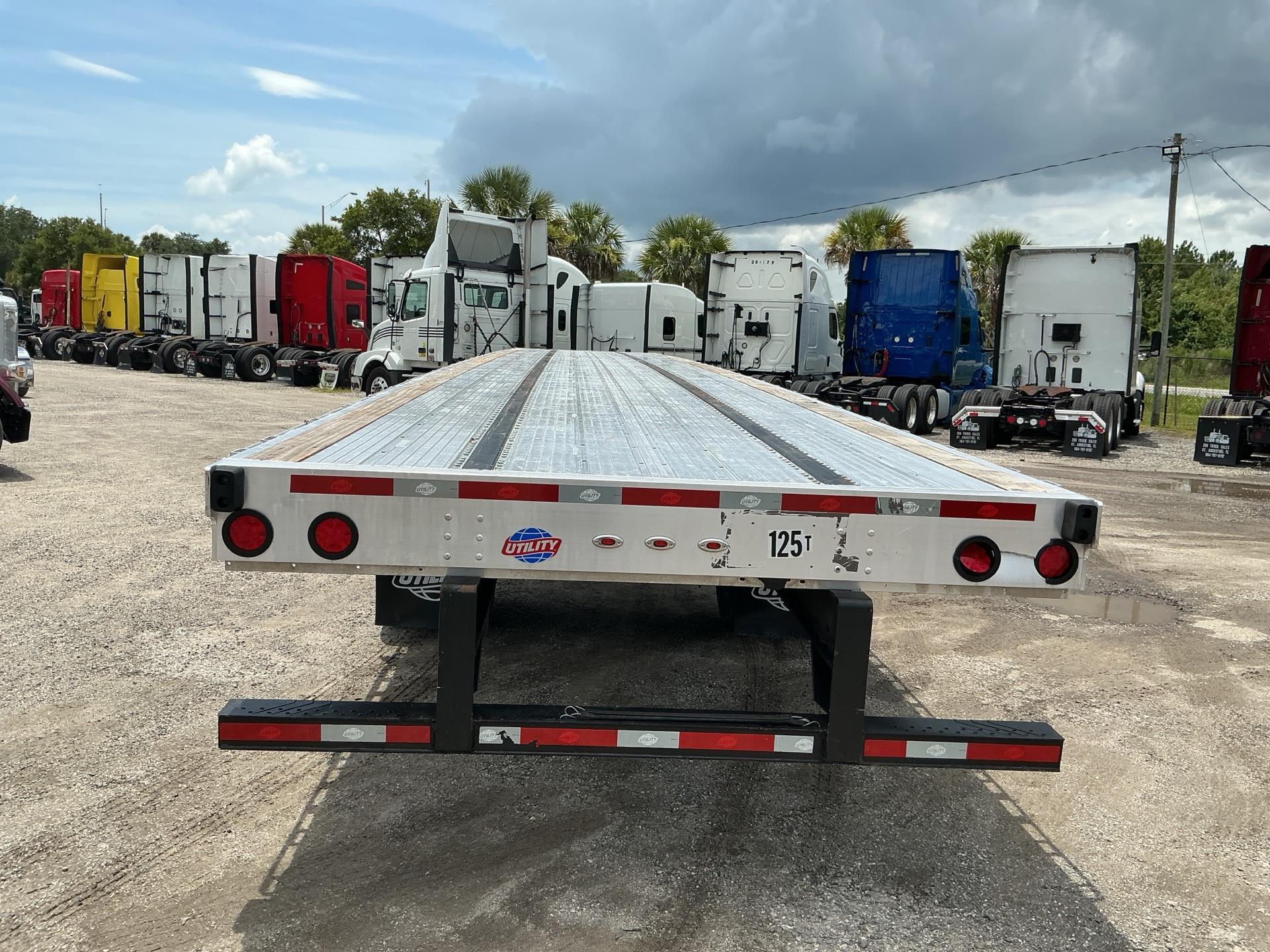 2024 Utility FLAT BED