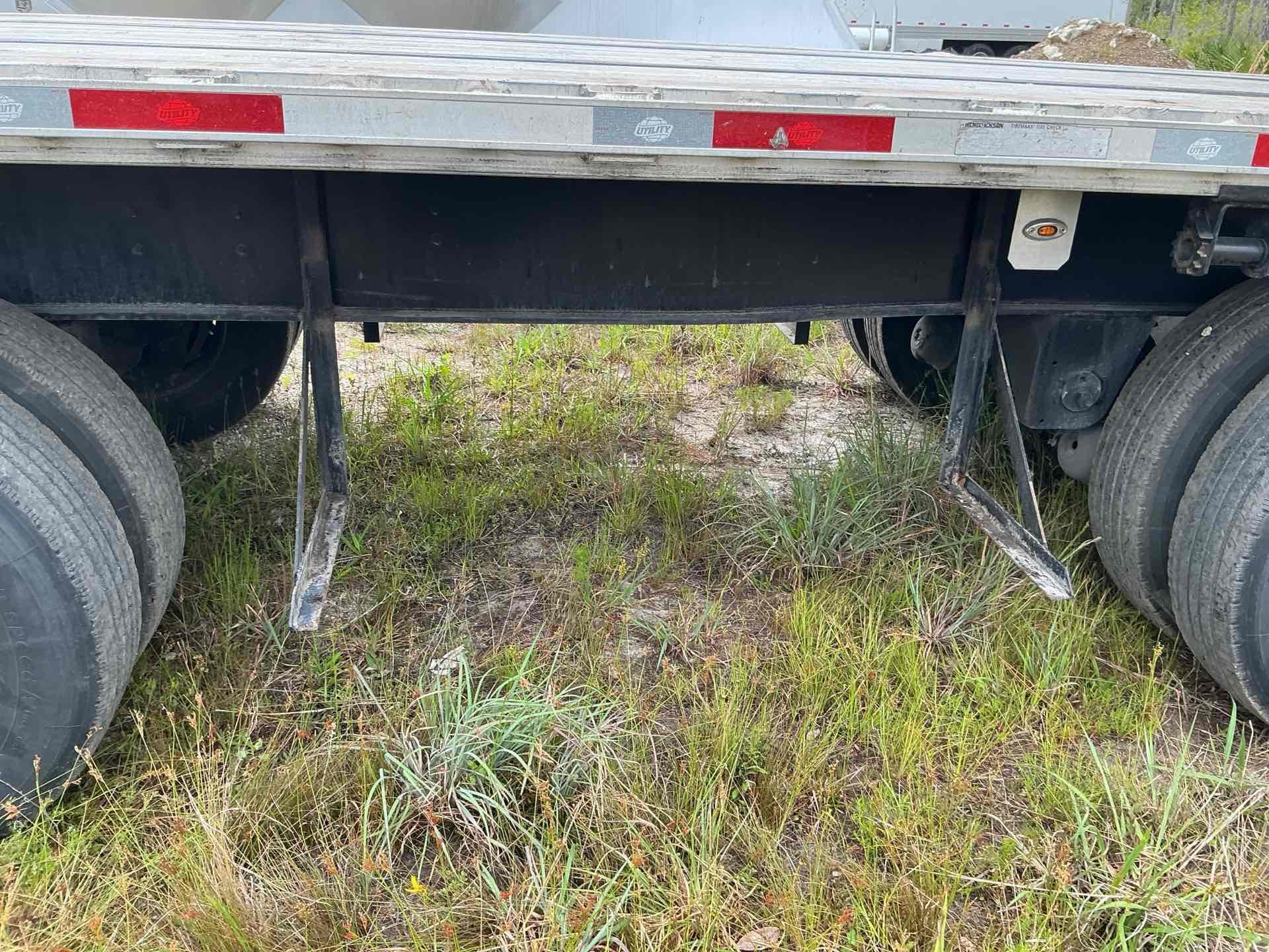 2024 Utility FLAT BED
