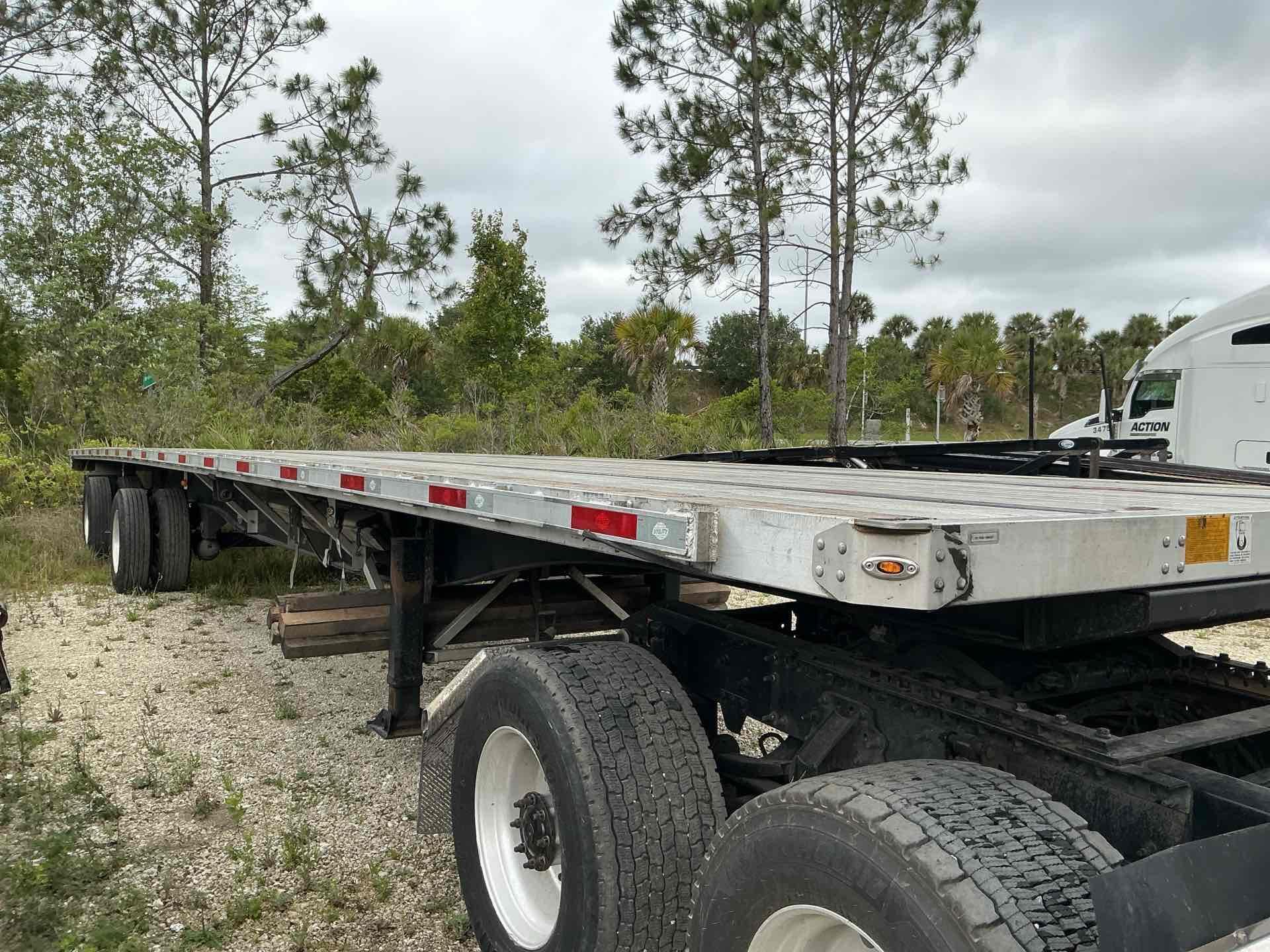 2024 Utility FLAT BED