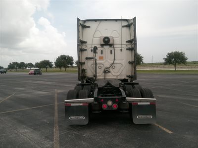 2022 Freightliner CASCADIA 126
