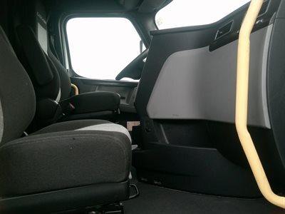 2022 Freightliner CASCADIA 126