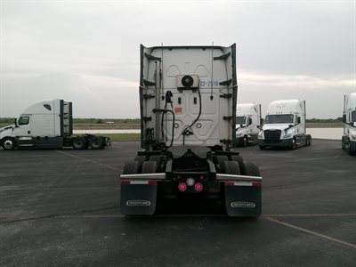 2022 Freightliner CASCADIA 126