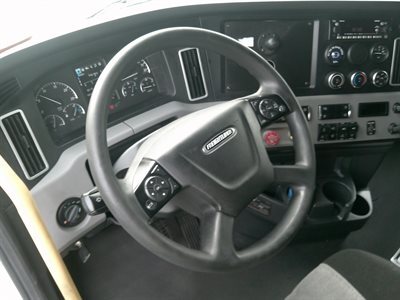 2022 Freightliner CASCADIA 126