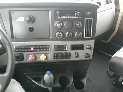 2022 Freightliner CASCADIA 126