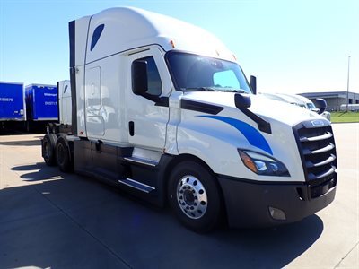 2022 Freightliner CASCADIA 126