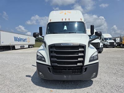 2022 Freightliner CASCADIA 126