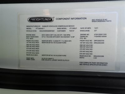 2022 Freightliner CASCADIA 126