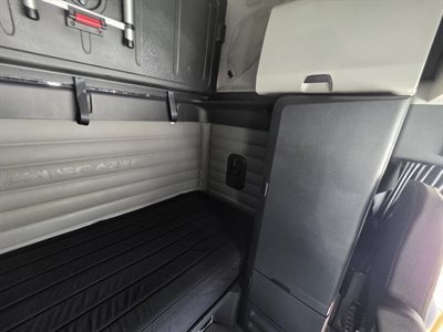 2022 Freightliner CASCADIA 126