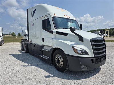 2022 Freightliner CASCADIA 126