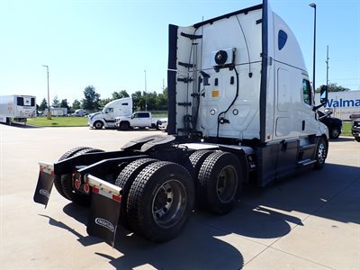 2022 Freightliner CASCADIA 126