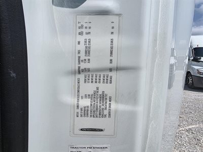 2022 Freightliner CASCADIA 126