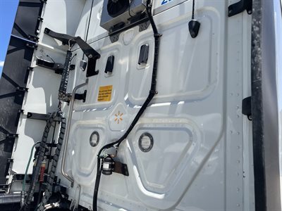 2022 Freightliner CASCADIA 126