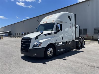 2022 Freightliner CASCADIA 126