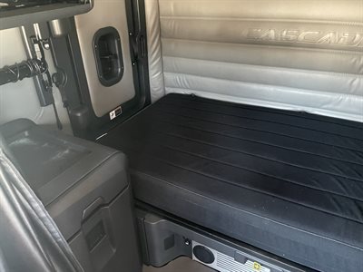 2022 Freightliner CASCADIA 126