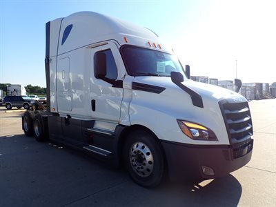 2022 Freightliner CASCADIA 126