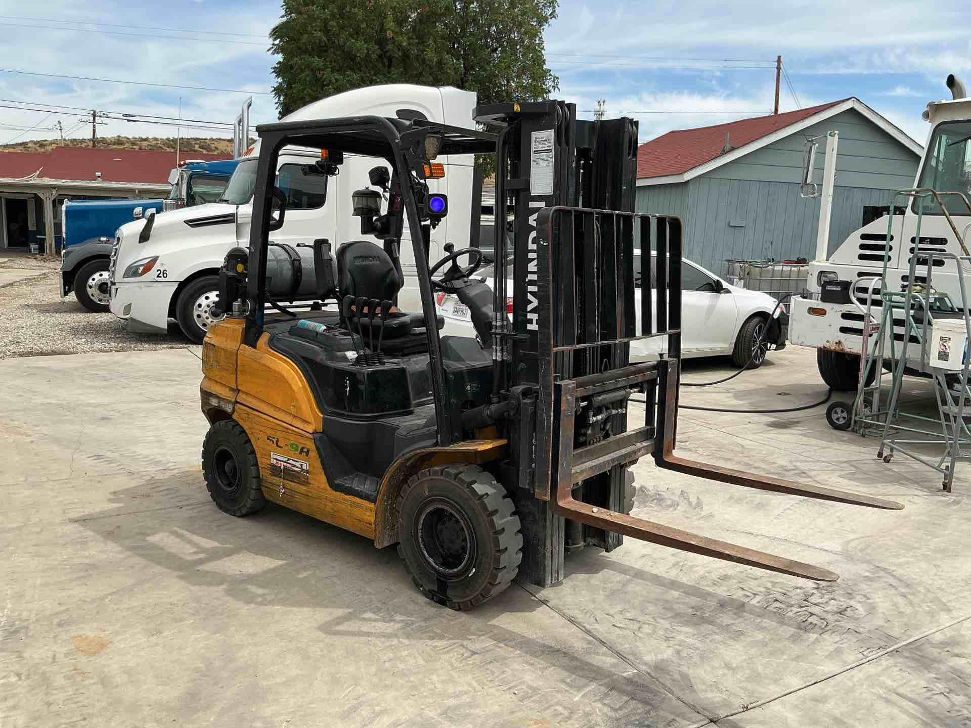 Photo of 2023 Hyundai 25L-9A