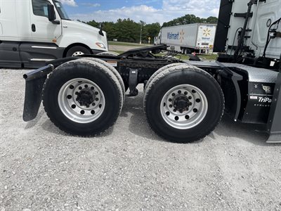 2022 Freightliner CASCADIA 126