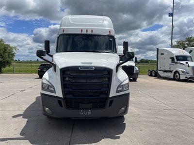 2022 Freightliner CASCADIA 126