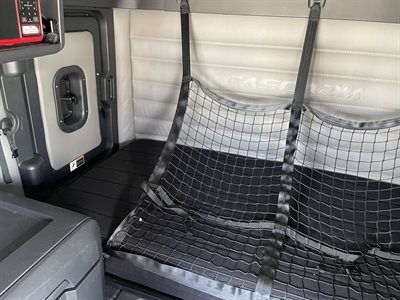 2022 Freightliner CASCADIA 126