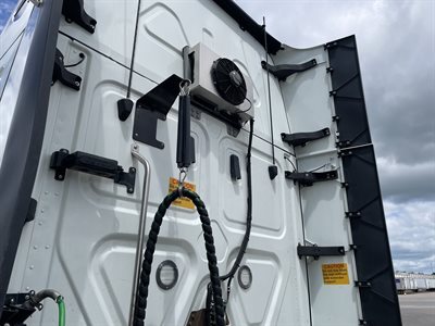 2022 Freightliner CASCADIA 126