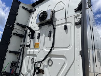 2022 Freightliner CASCADIA 126