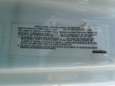 2022 Freightliner CASCADIA 126