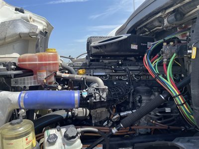 2022 Freightliner CASCADIA 126