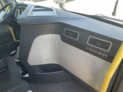 2022 Freightliner CASCADIA 126