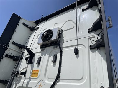 2022 Freightliner CASCADIA 126