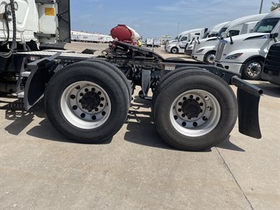 2022 Freightliner CASCADIA 126