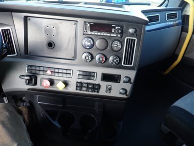 2022 Freightliner CASCADIA 126