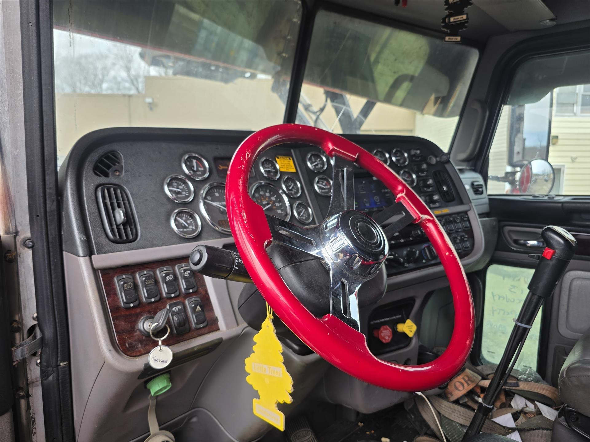 2018 Peterbilt 389