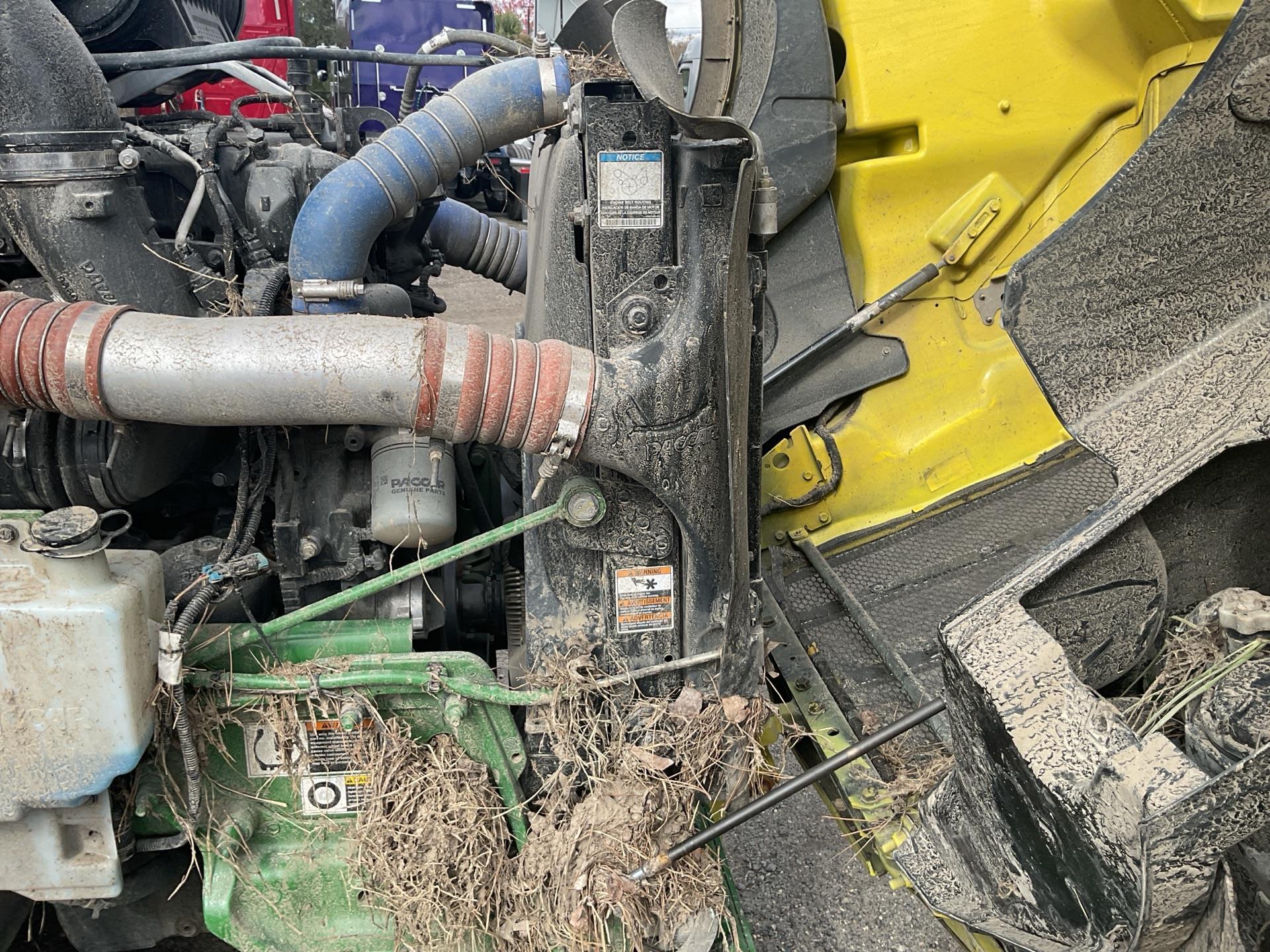 2023 Peterbilt 579