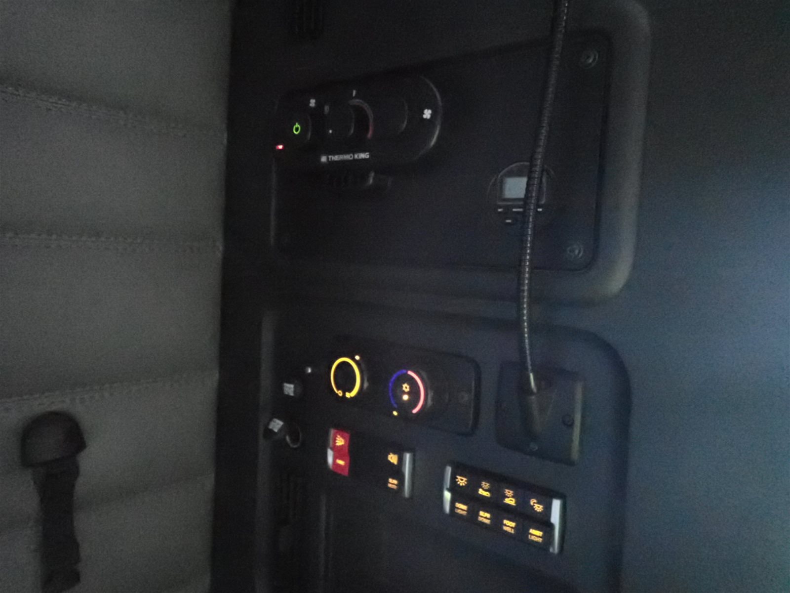 2022 Freightliner CASCADIA 126