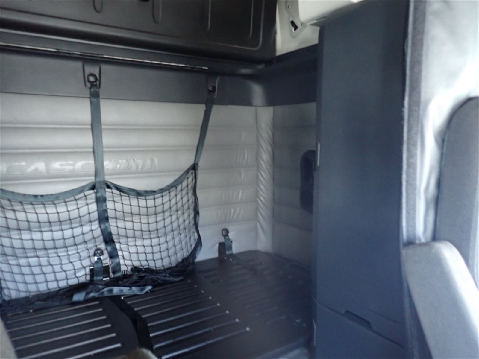 2022 Freightliner CASCADIA 126