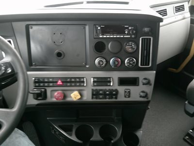 2022 Freightliner CASCADIA 126