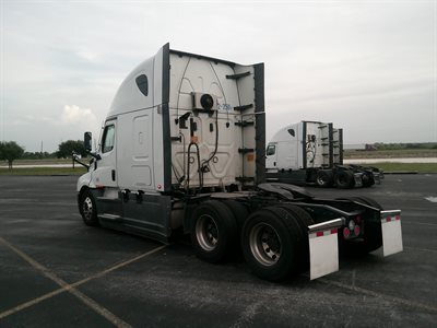 2022 Freightliner CASCADIA 126