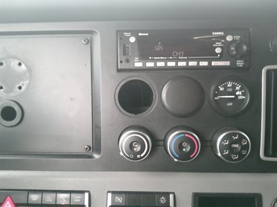 2022 Freightliner CASCADIA 126