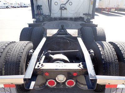 2022 Freightliner CASCADIA 126